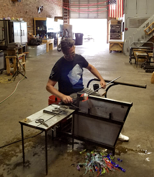 Oliver Doriss blowing glass